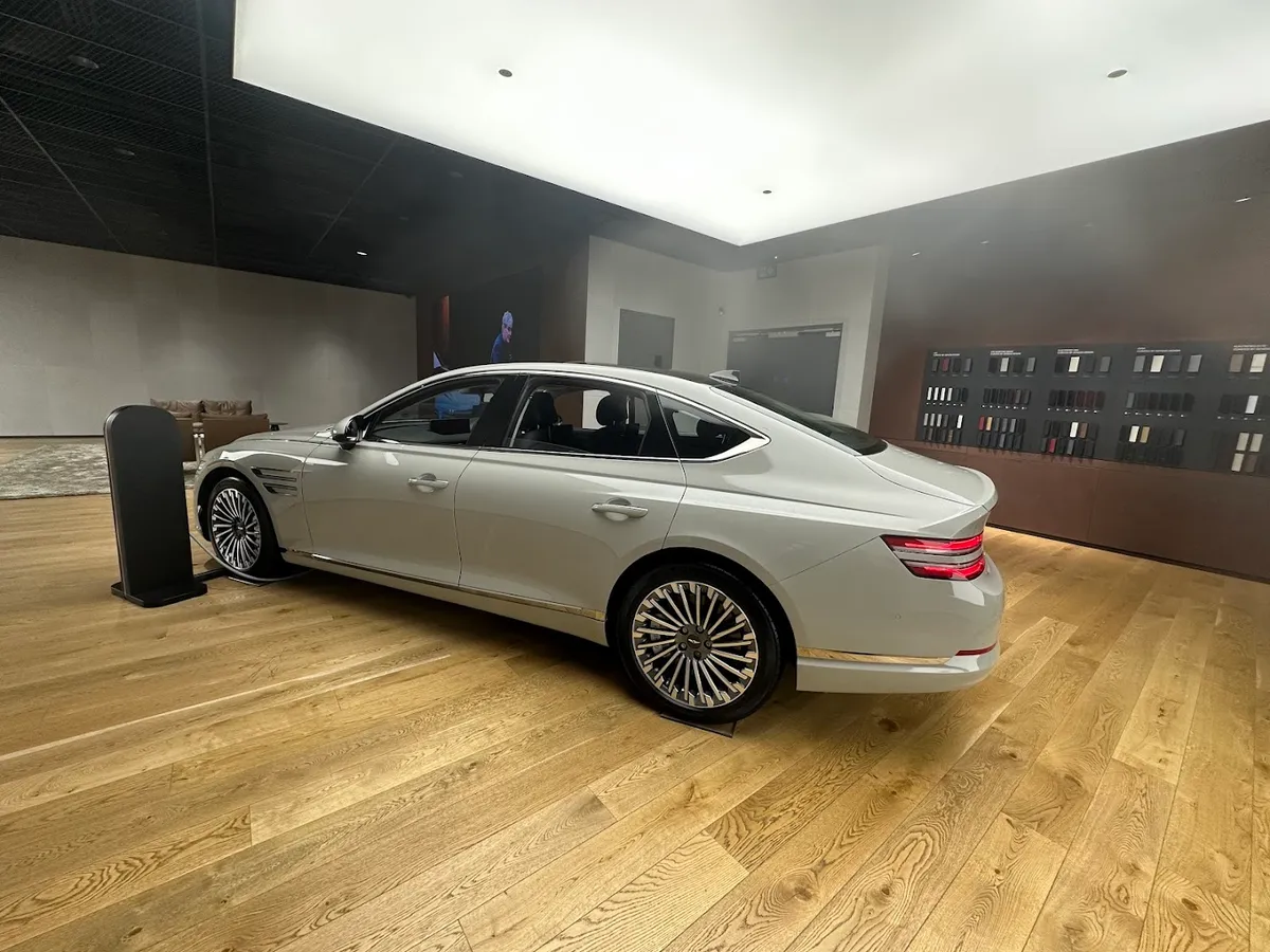 Genesis Studio London Battersea photo 10