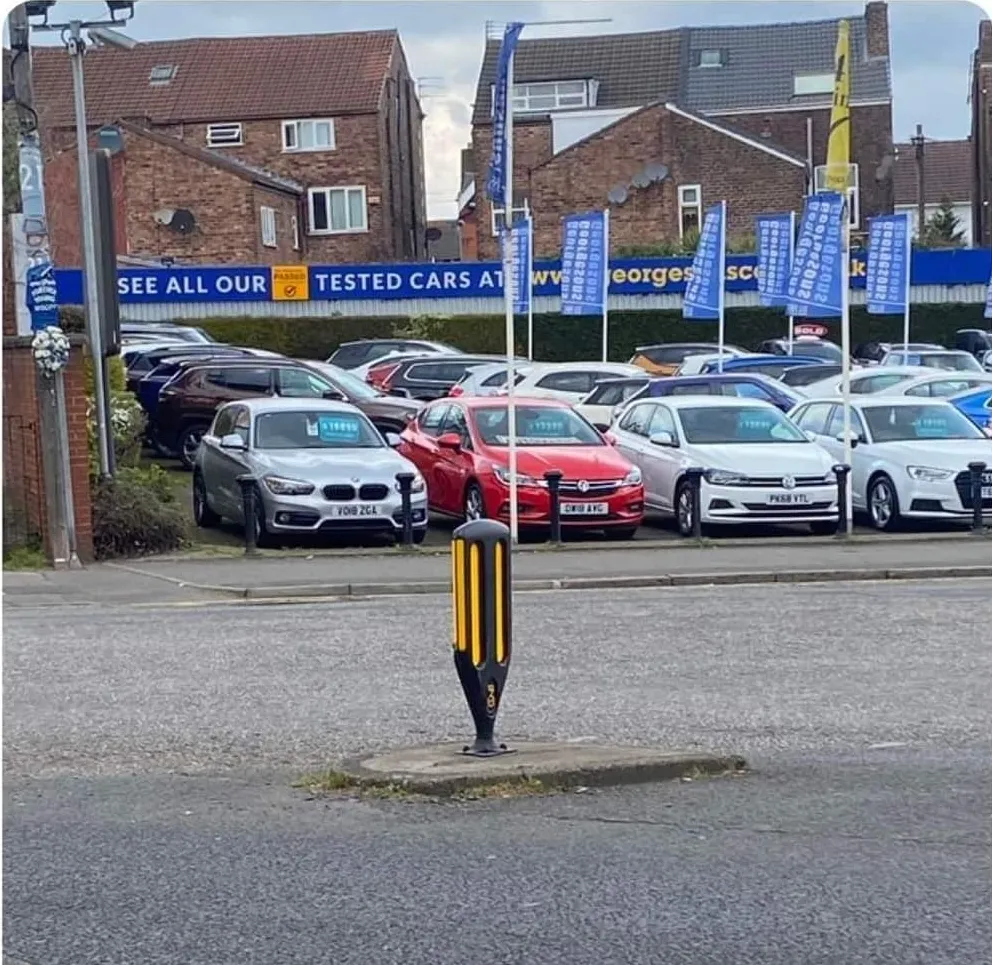 Georgesons Cars Anfield photo 4