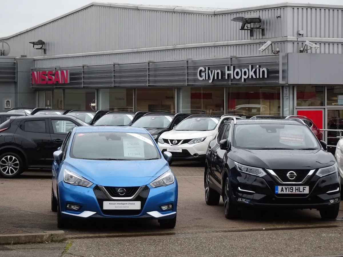 Glyn Hopkin Nissan Ipswich — Nissan dealer in Ipswich