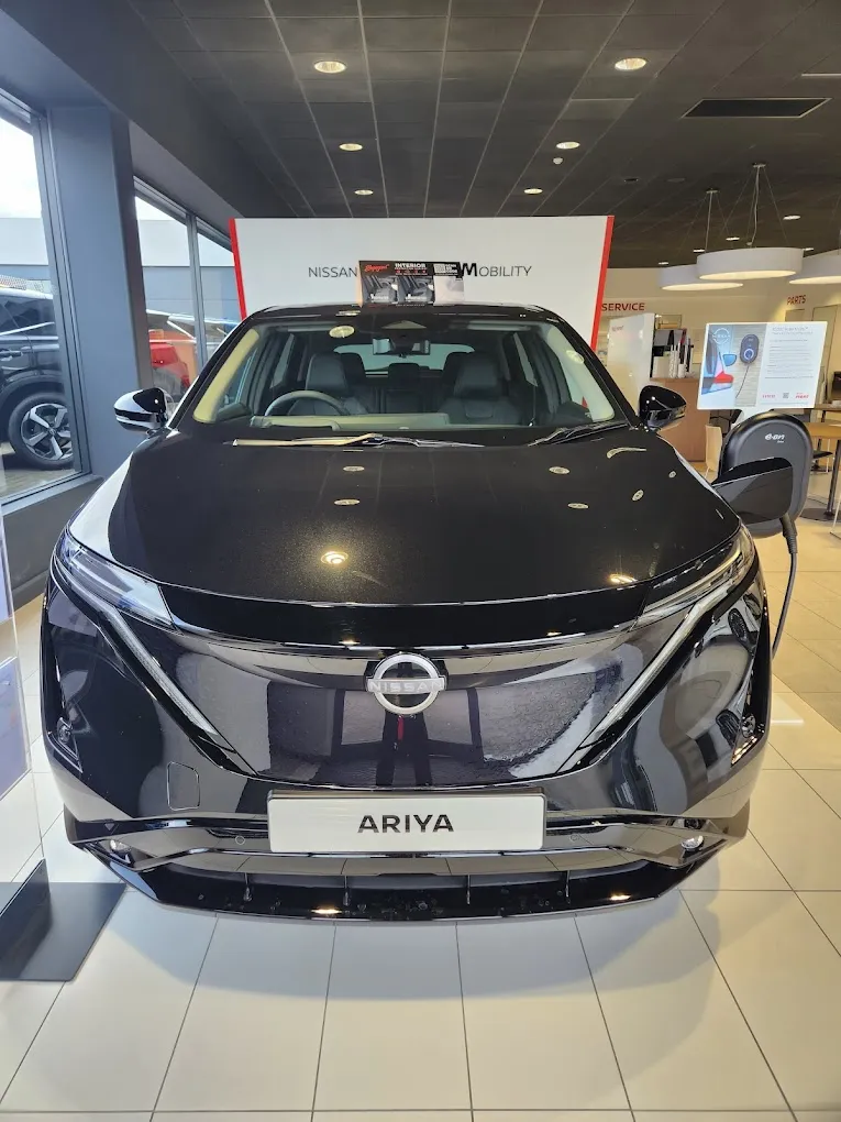 Glyn Hopkin Nissan Ipswich photo 6