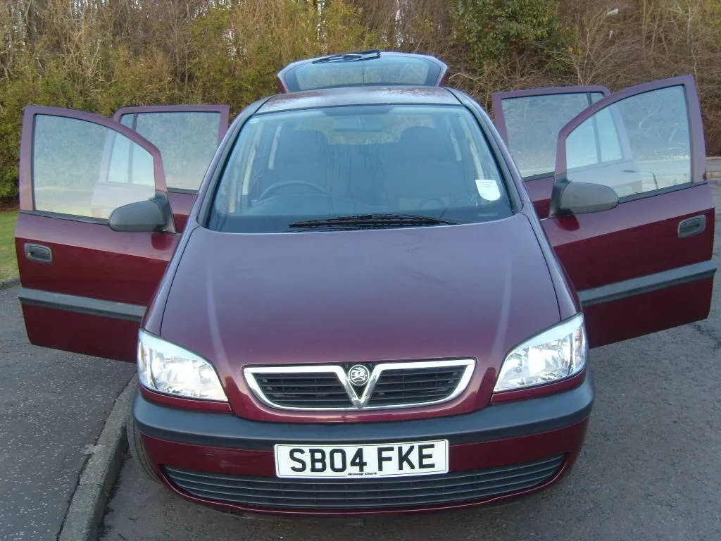 good car shop photo 6