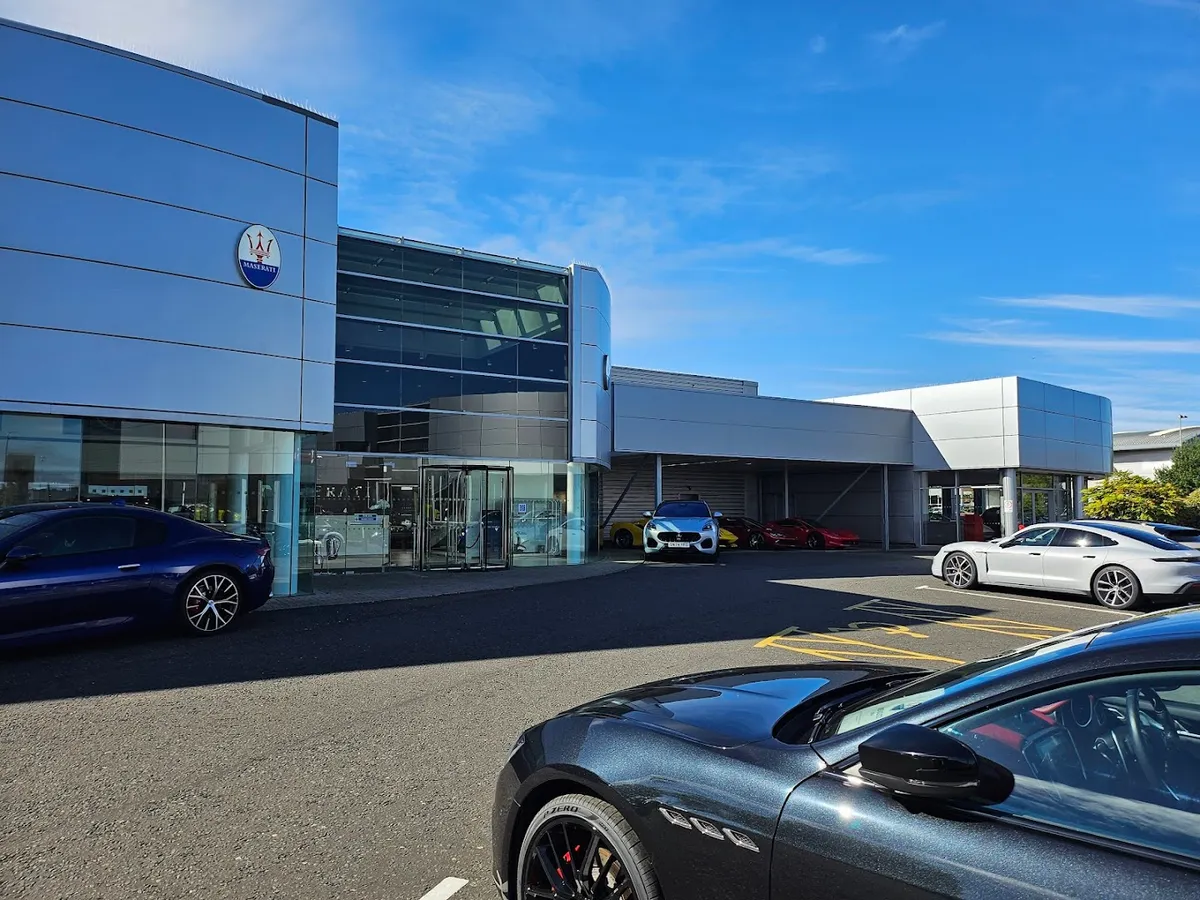 Graypaul Maserati Edinburgh — Car dealer in Midlothain
