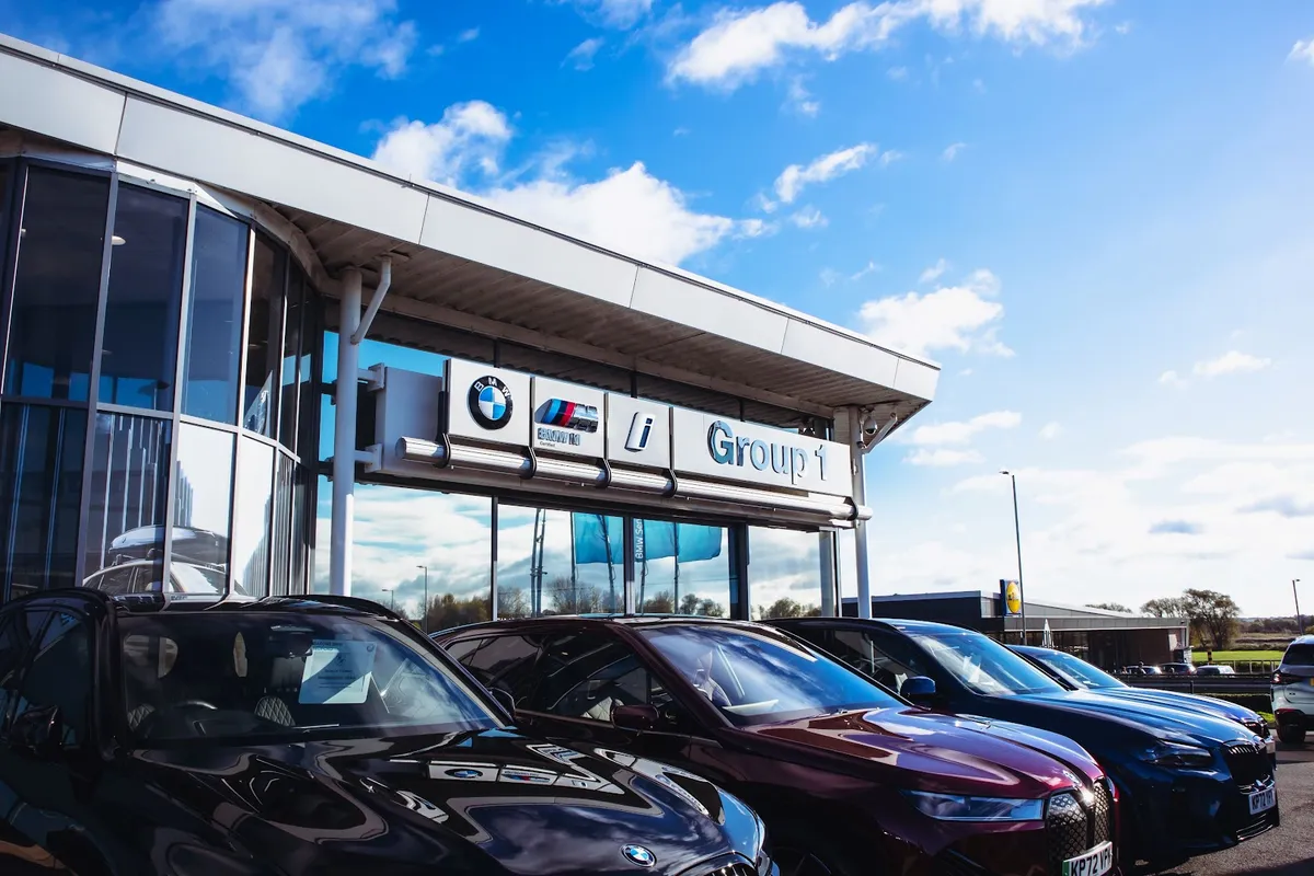 Group 1 Bedford BMW — BMW dealer in Bedford