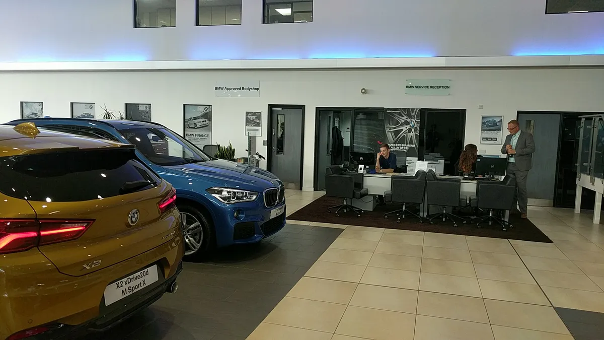 Group 1 Brighton BMW photo 7