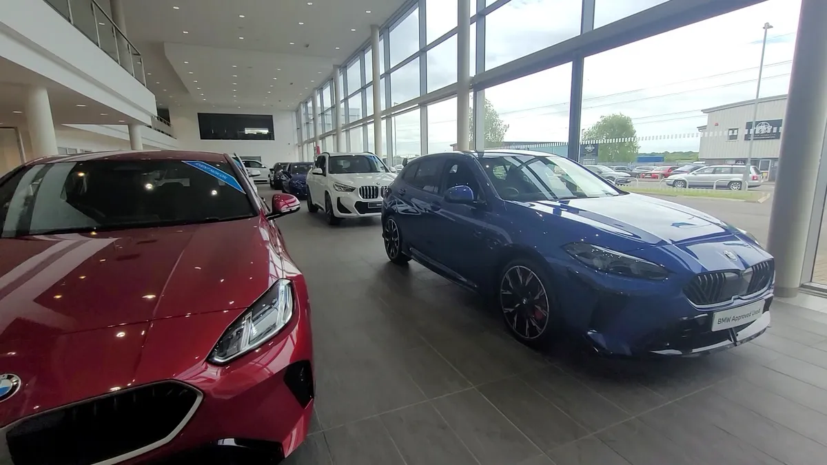 Group 1 Lincoln BMW photo 2