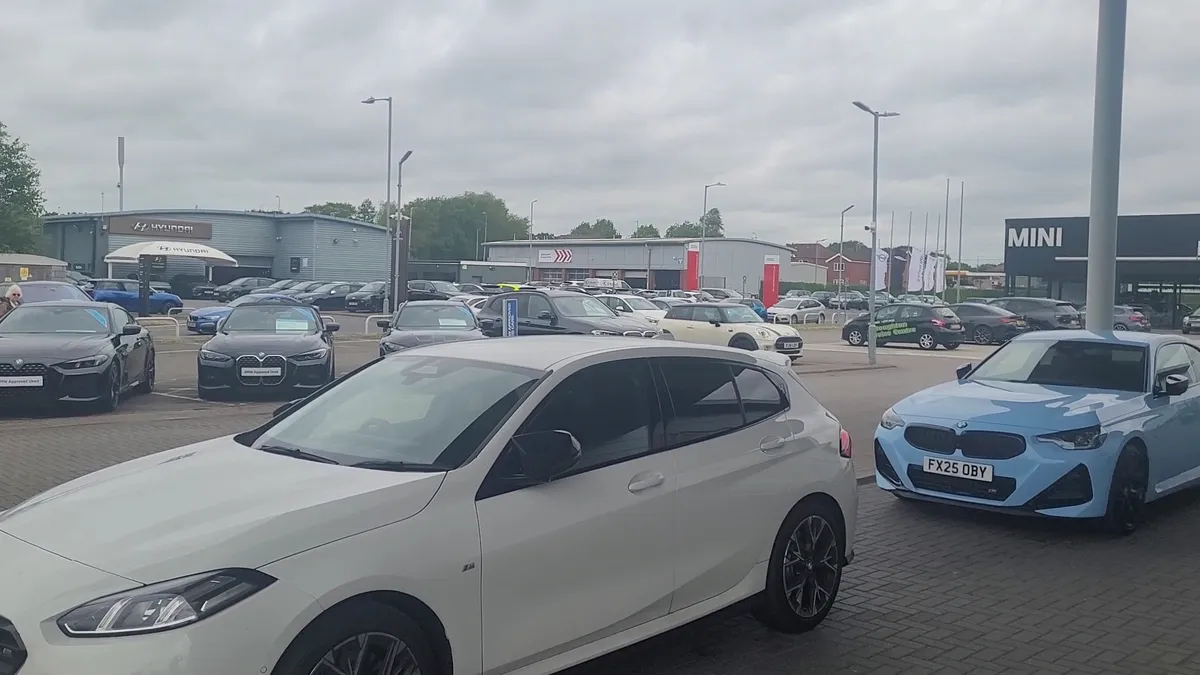 Group 1 Lincoln BMW photo 8