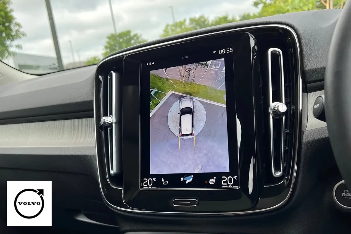 Harwoods Volvo Crawley photo 9