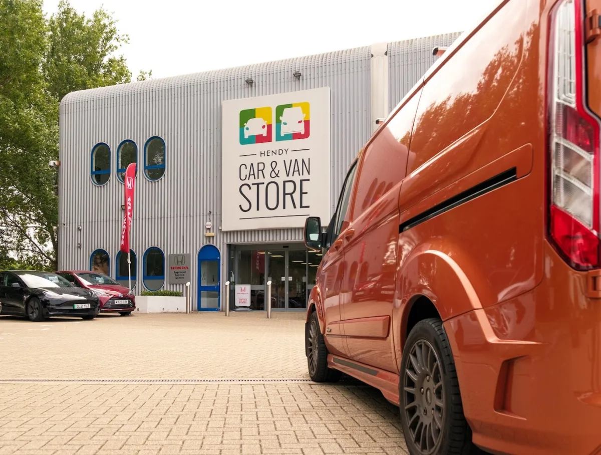 Hendy Car Store photo 8