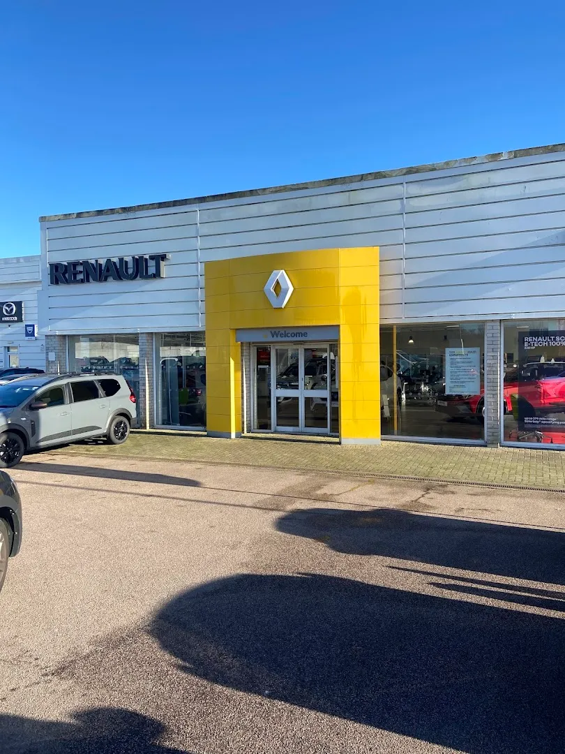 Hendy Renault Brighton — Renault dealer in Brighton