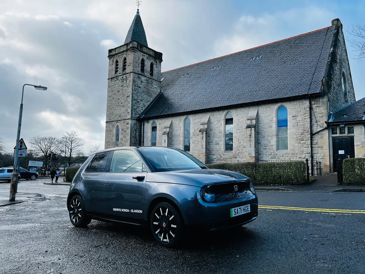 Henrys Honda Glasgow photo 6