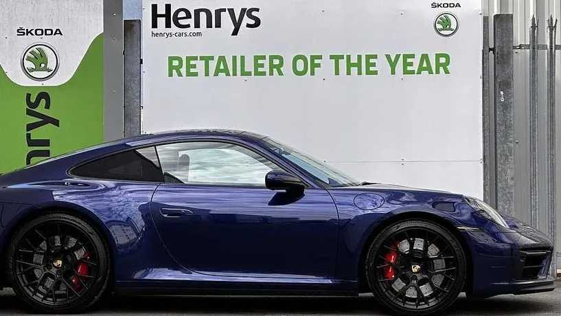 Henrys Škoda Glasgow photo 3