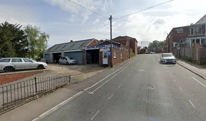 Hilton Motors — Car dealer in Southampton