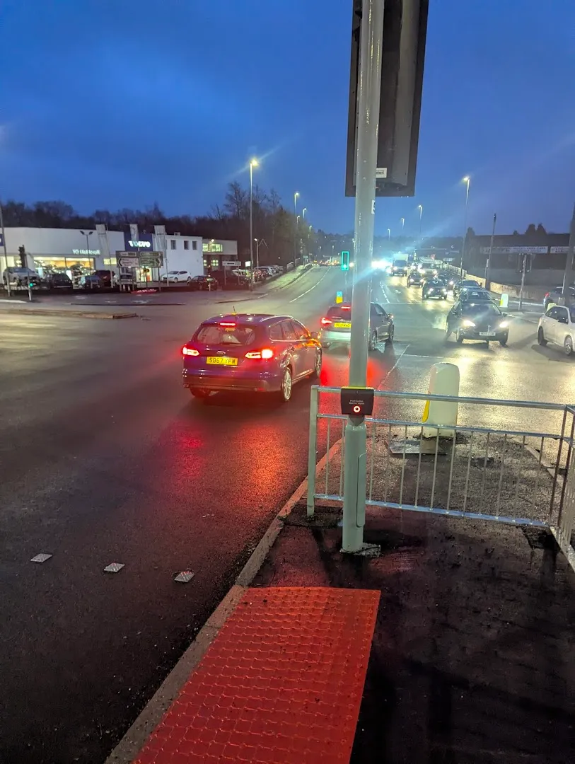 Holdcroft Volvo Stoke photo 9