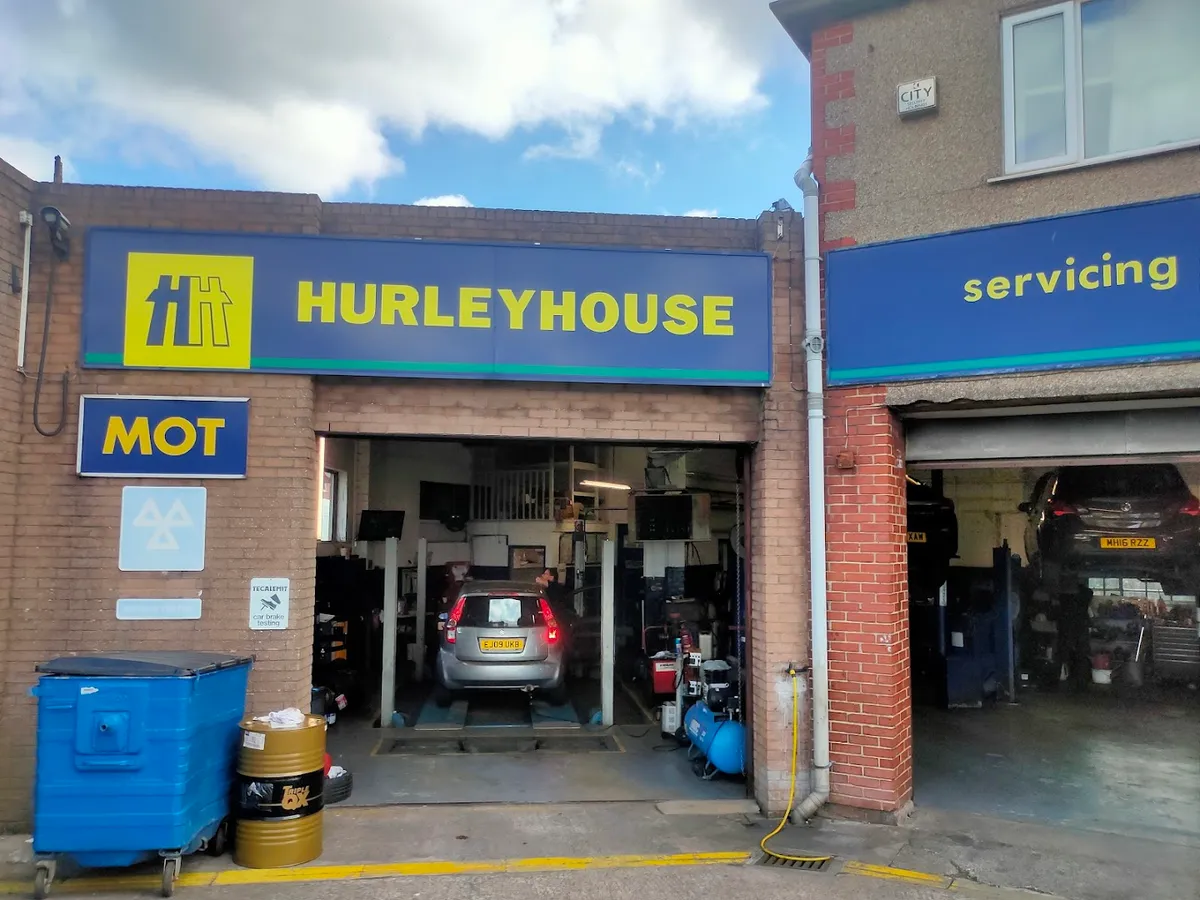 Hurleyhouse Cars Ltd - Vauxhall Specialists photo 9