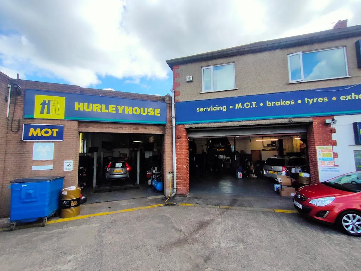 Hurleyhouse Cars Ltd - Vauxhall Specialists photo 10