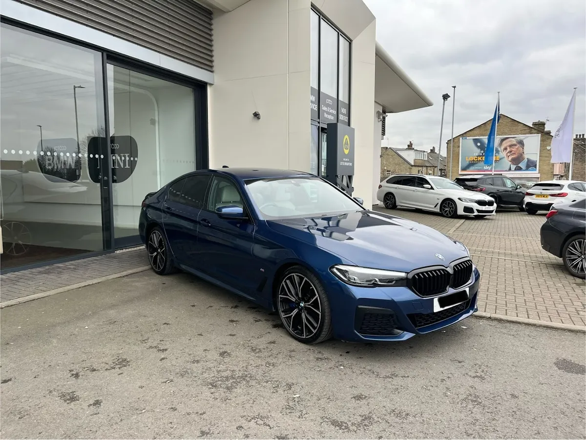 JCT600 BMW Bradford photo 7