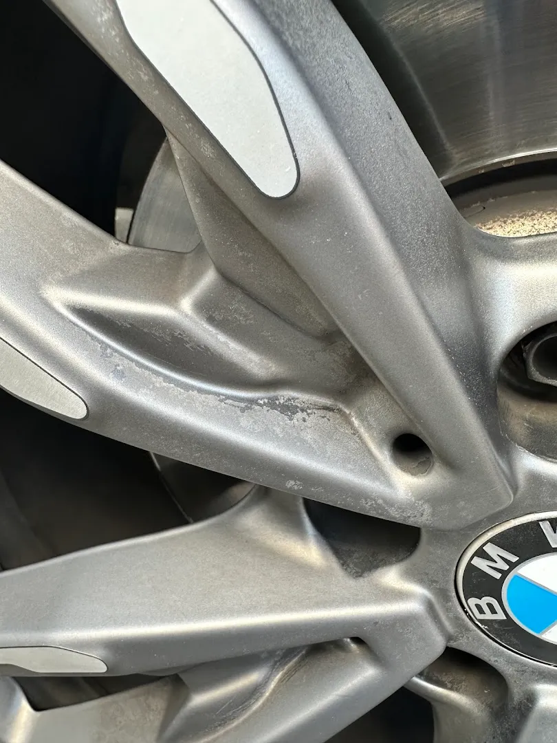 JCT600 BMW Bradford photo 10