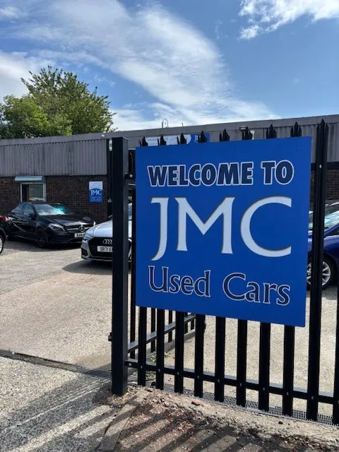 JMC Used Cars Ltd AUTOTRADER RETAILER OF THE YEAR WINNERS photo 2