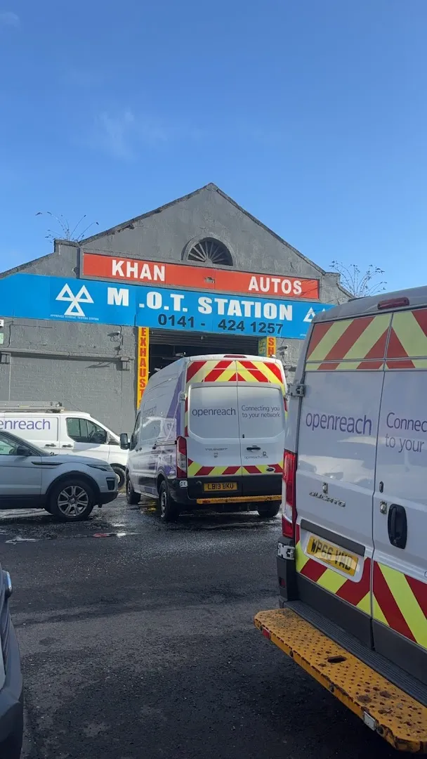 Khan Autos MOT & Service Centre Glasgow — Car inspection station in Glasgow