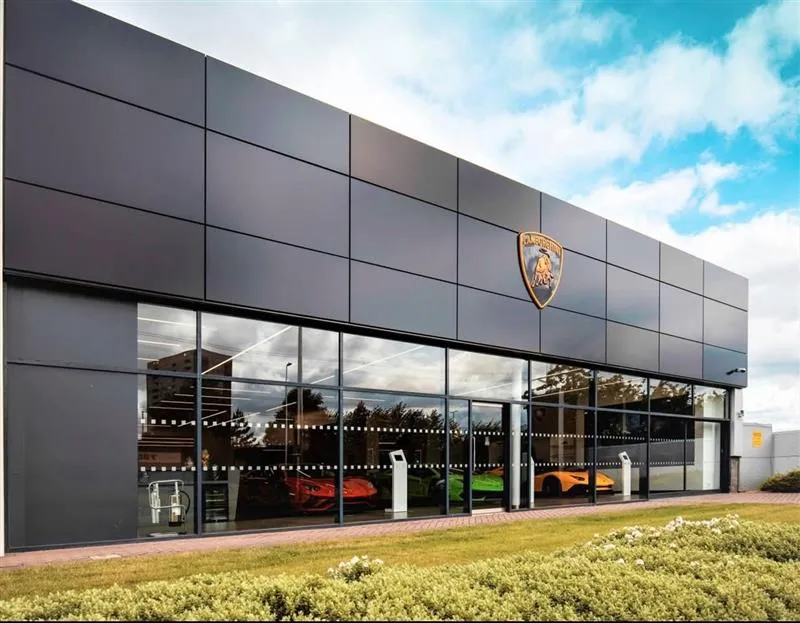 Lamborghini Birmingham photo 6