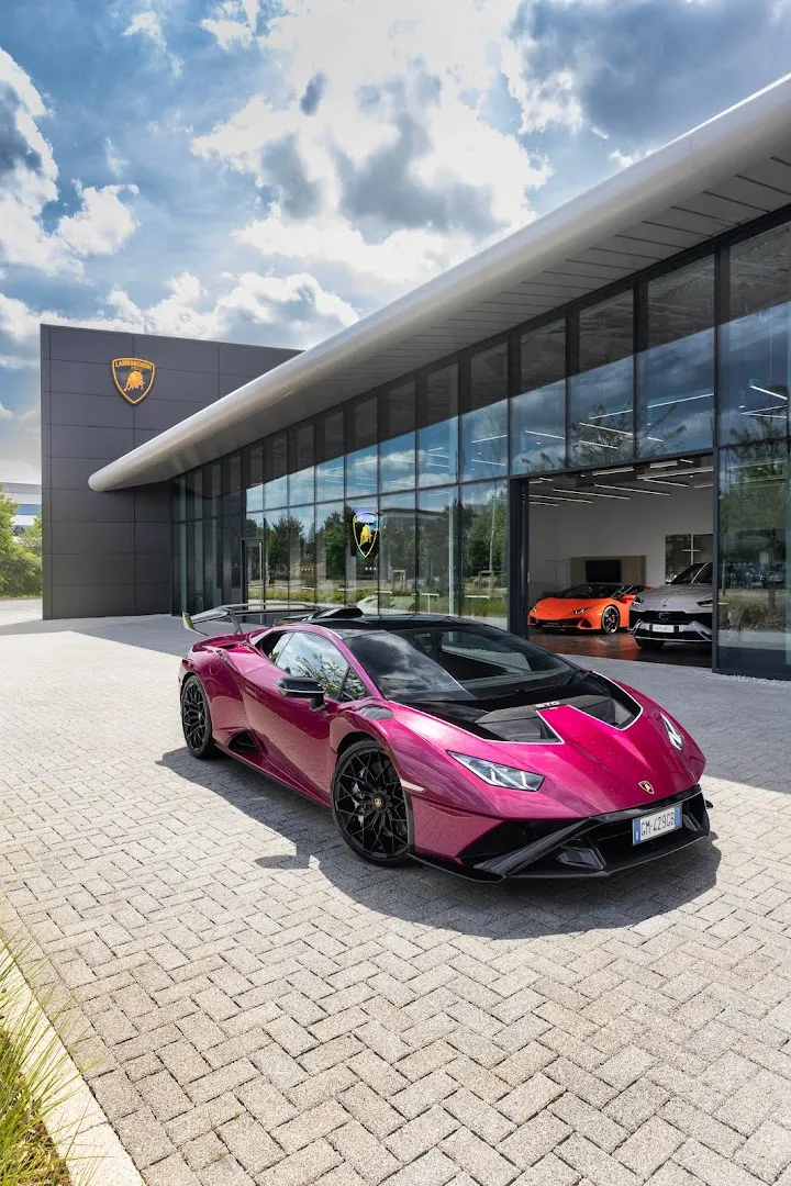 Lamborghini Hatfield photo 2