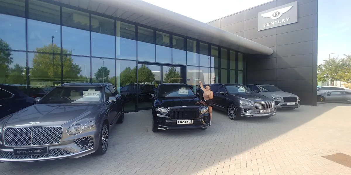 Lamborghini Hatfield photo 10