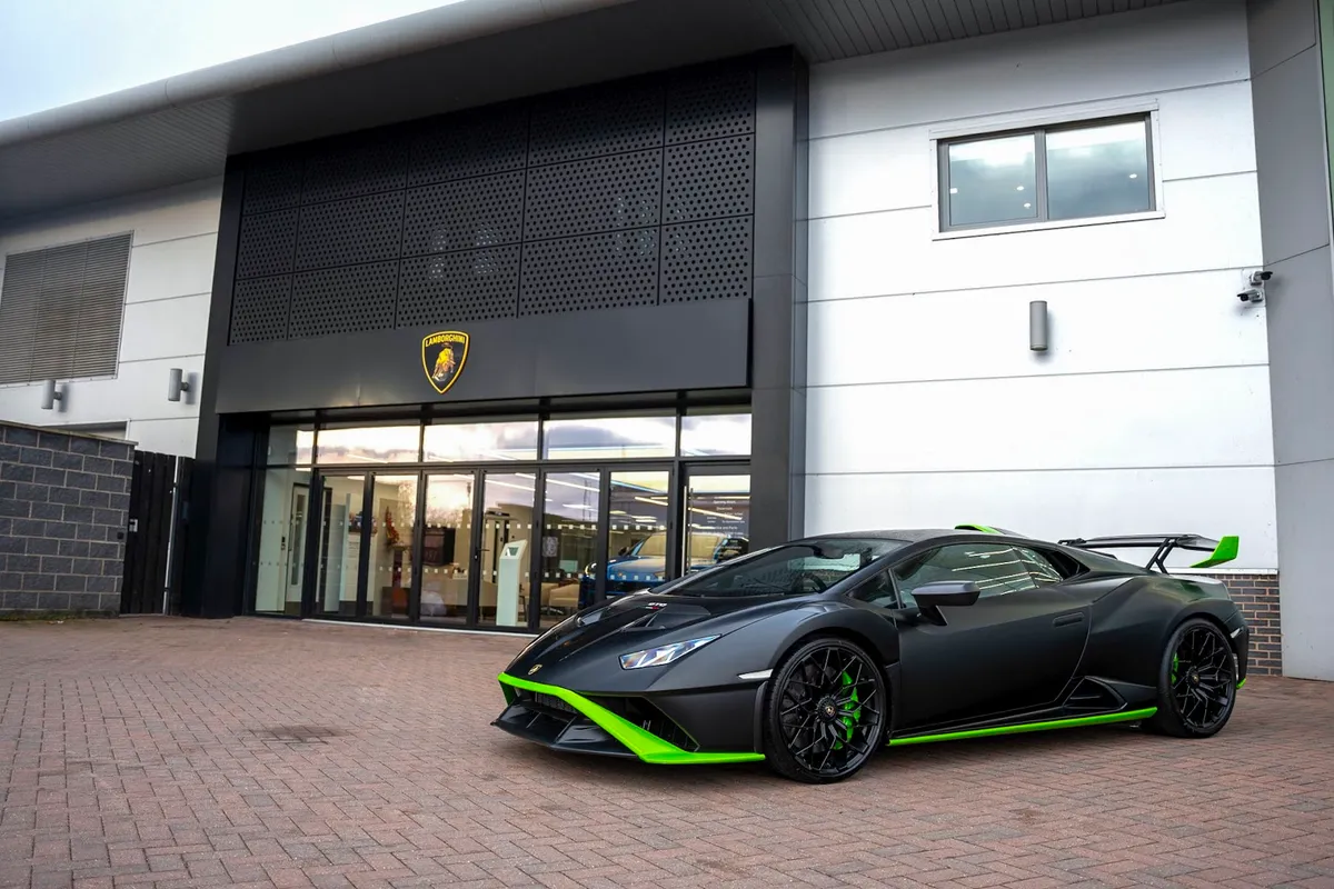 Lamborghini Leicester photo 2