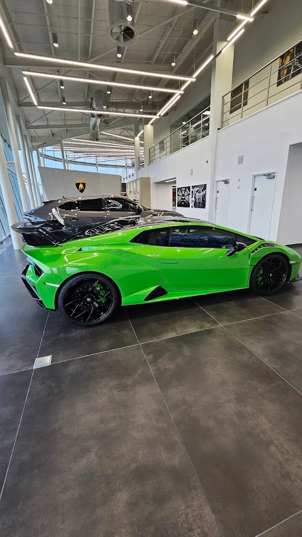 Lamborghini Leicester photo 3