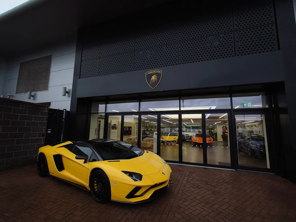 Lamborghini Leicester photo 8