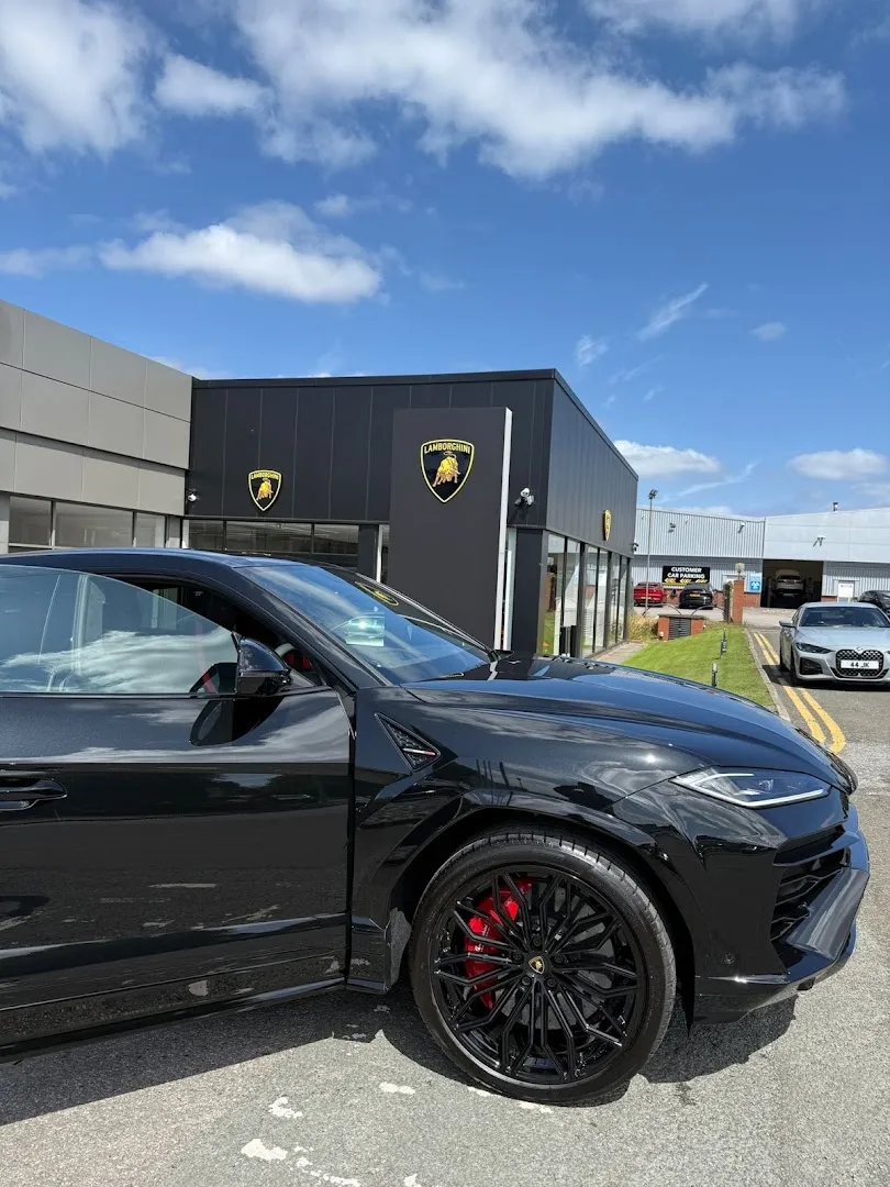 Lamborghini Manchester photo 10