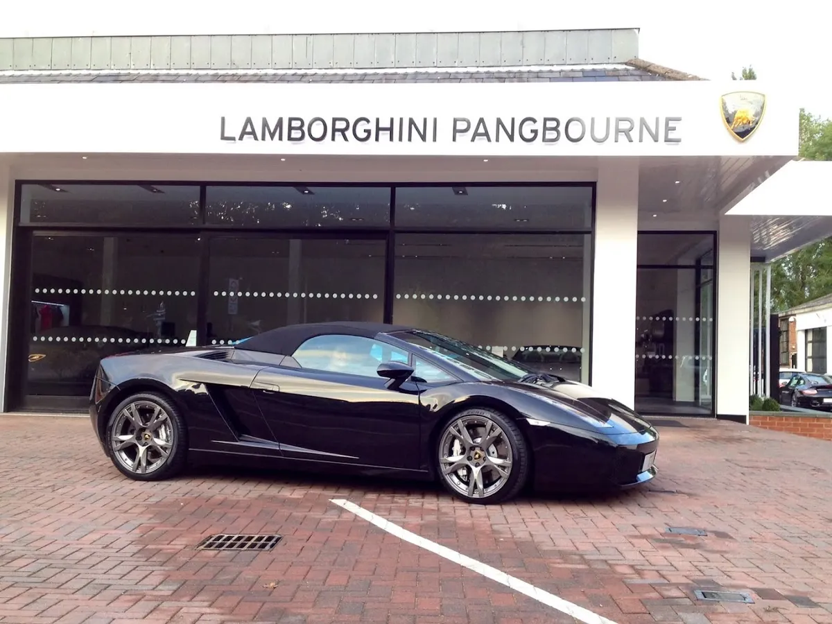 Lamborghini Pangbourne photo 7