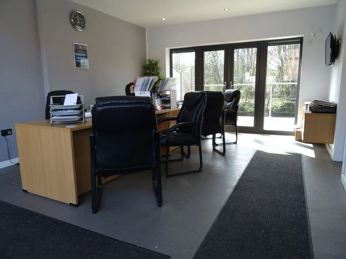 Leeds Motor Company photo 9