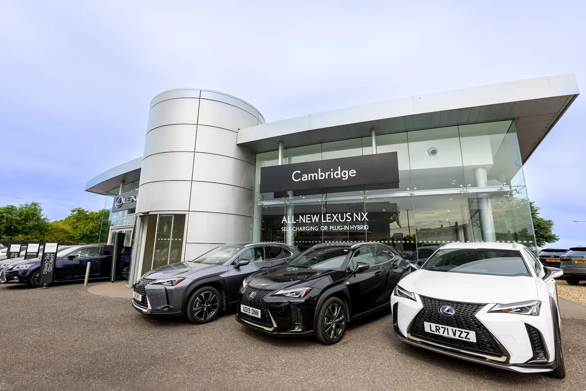 Lexus Cambridge photo 5