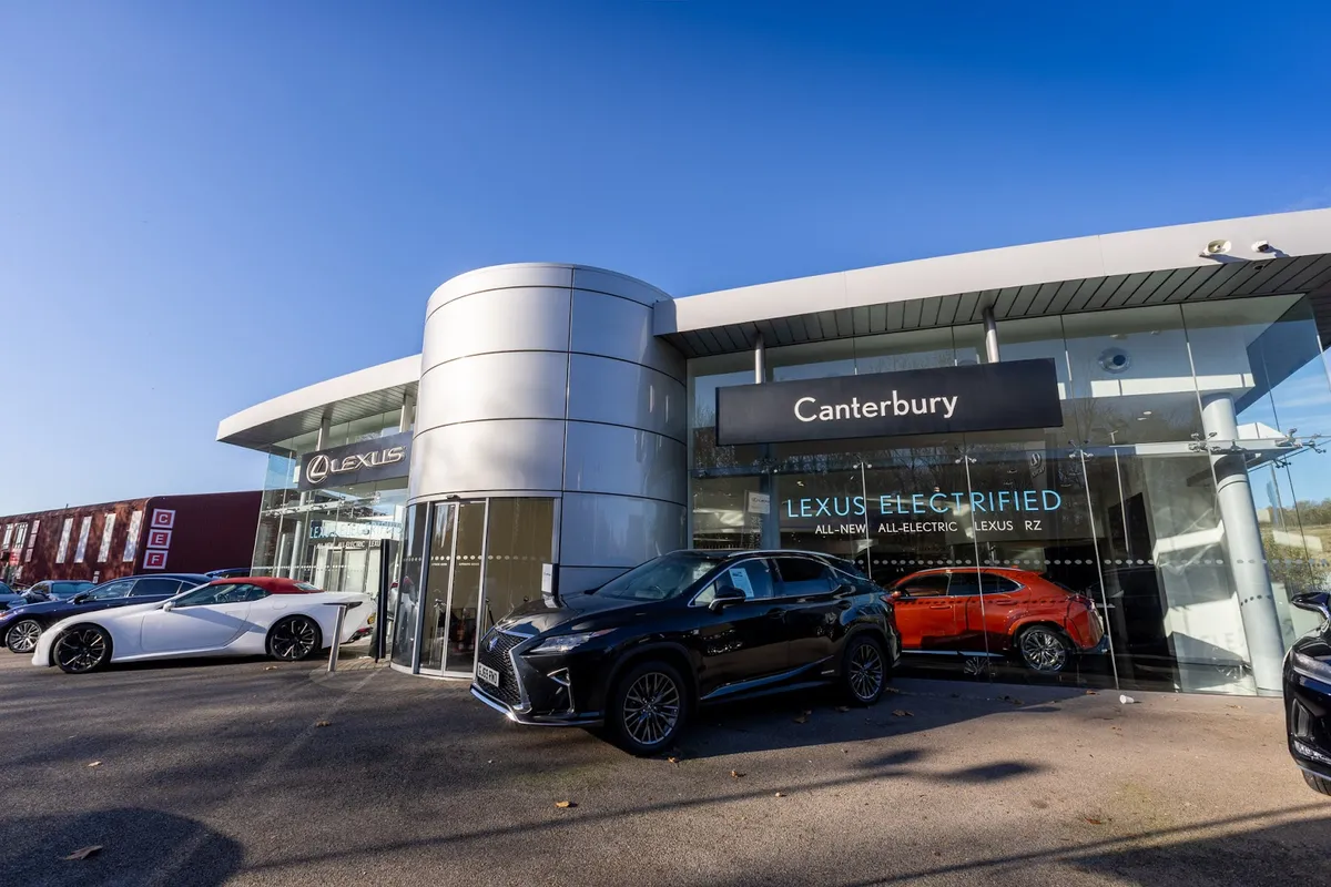 Lexus Canterbury photo 2