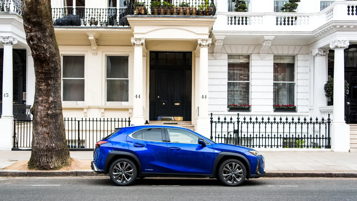 Lexus Glasgow photo 3