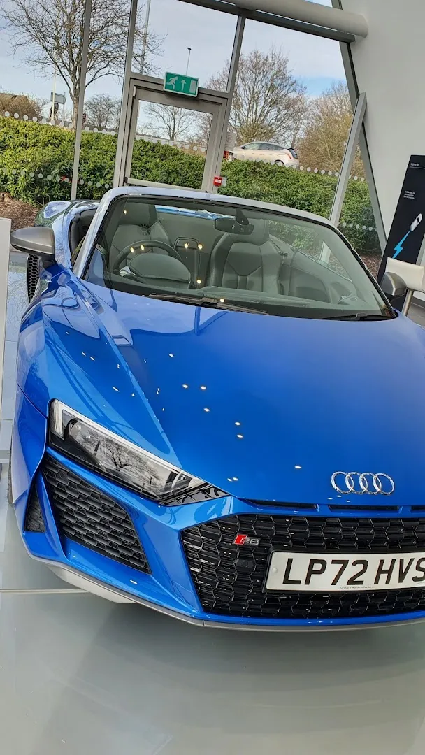 Lexus Hatfield photo 6