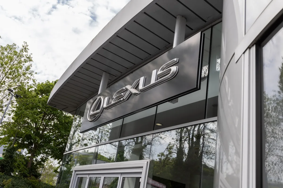 Lexus Sidcup photo 10