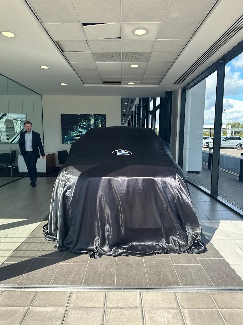 Lookers Stoke-On-Trent BMW photo 10