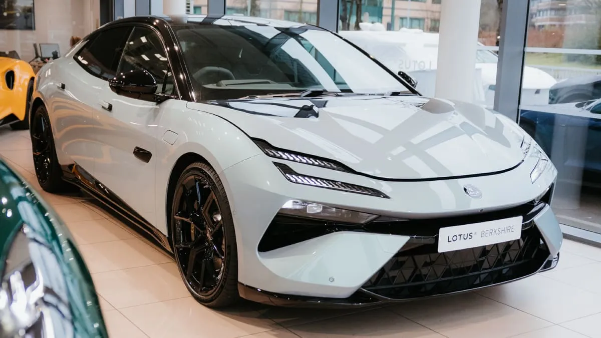 Lotus Berkshire photo 3