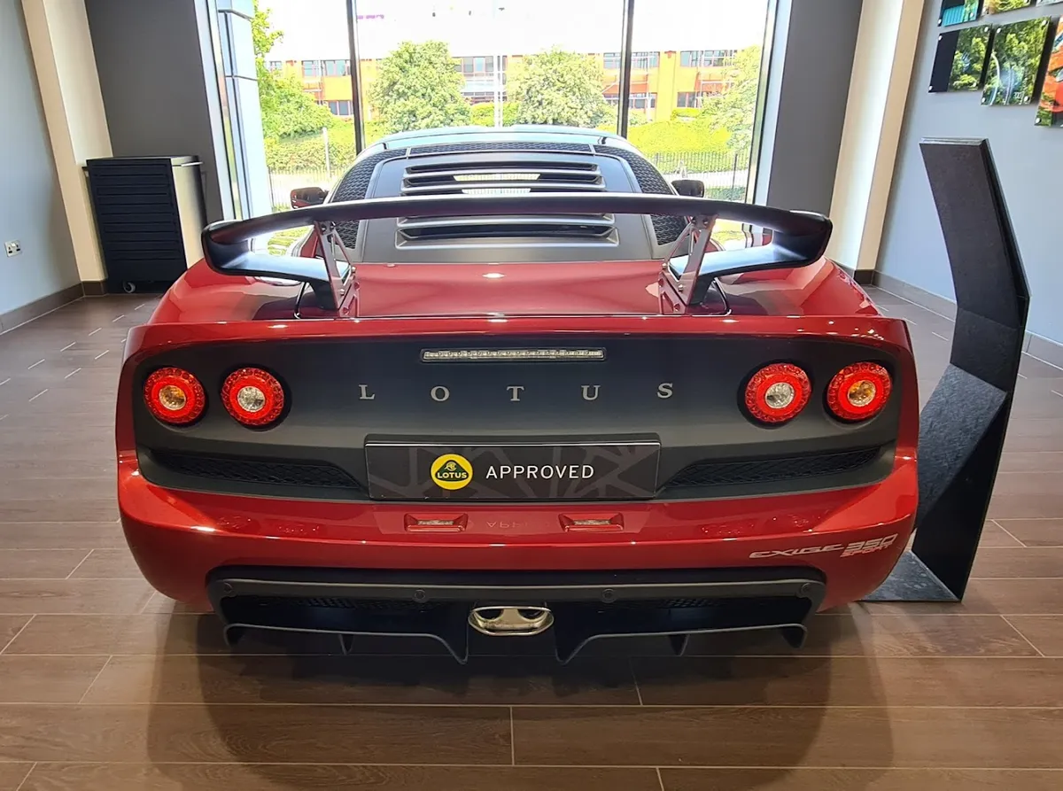 Lotus Bristol photo 4