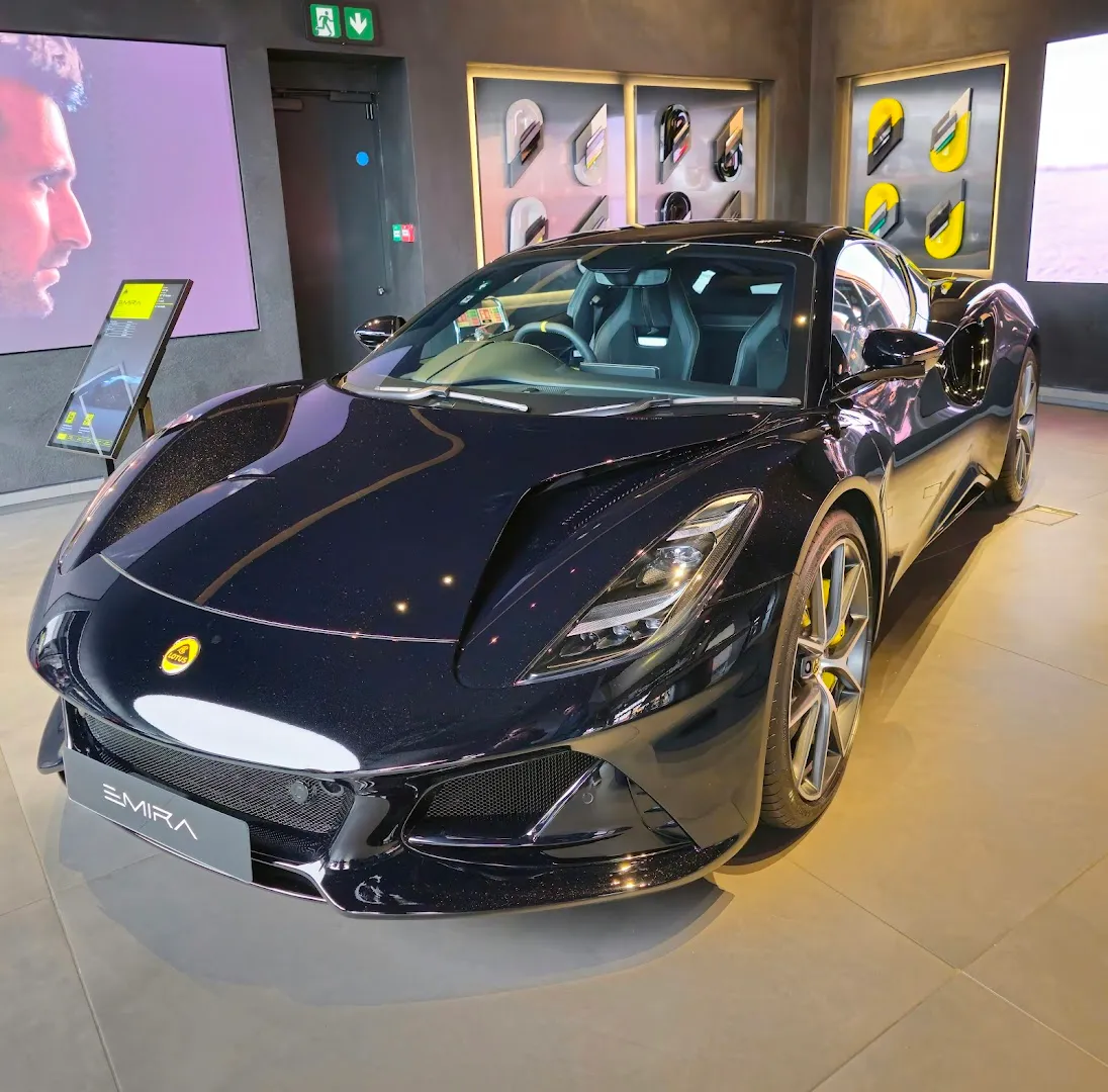 Lotus London photo 7