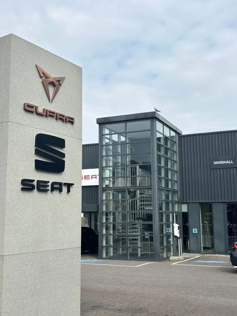 Marshall SEAT Reading — Seat dealer in Reading