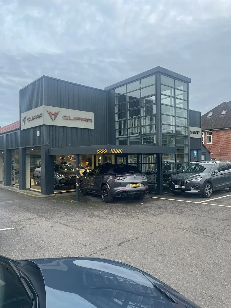 Marshall SEAT Reading photo 3