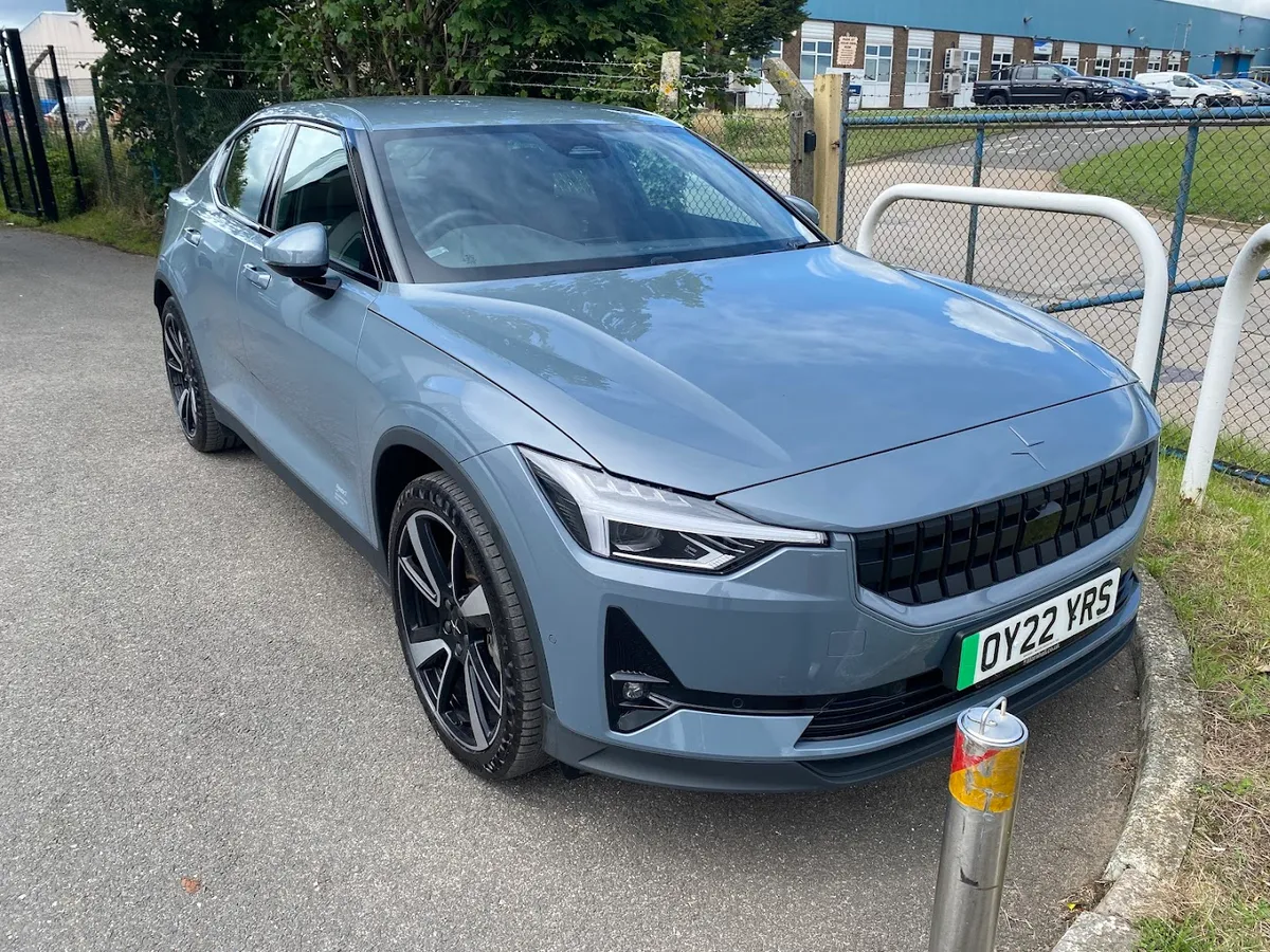 Marshall Volvo Grantham photo 8