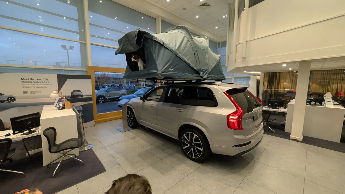 Marshall Volvo Milton Keynes photo 3