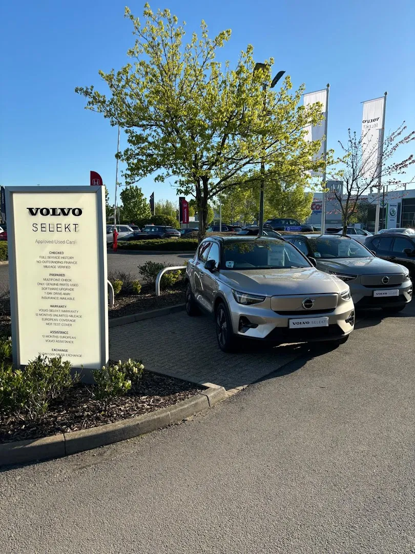 Marshall Volvo Milton Keynes photo 7