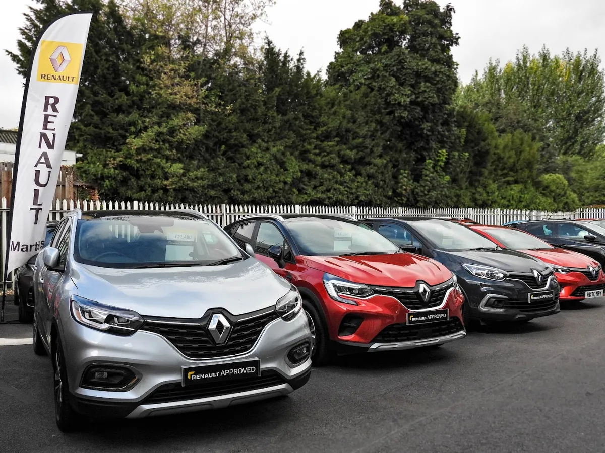 Martins Renault Reading photo 3