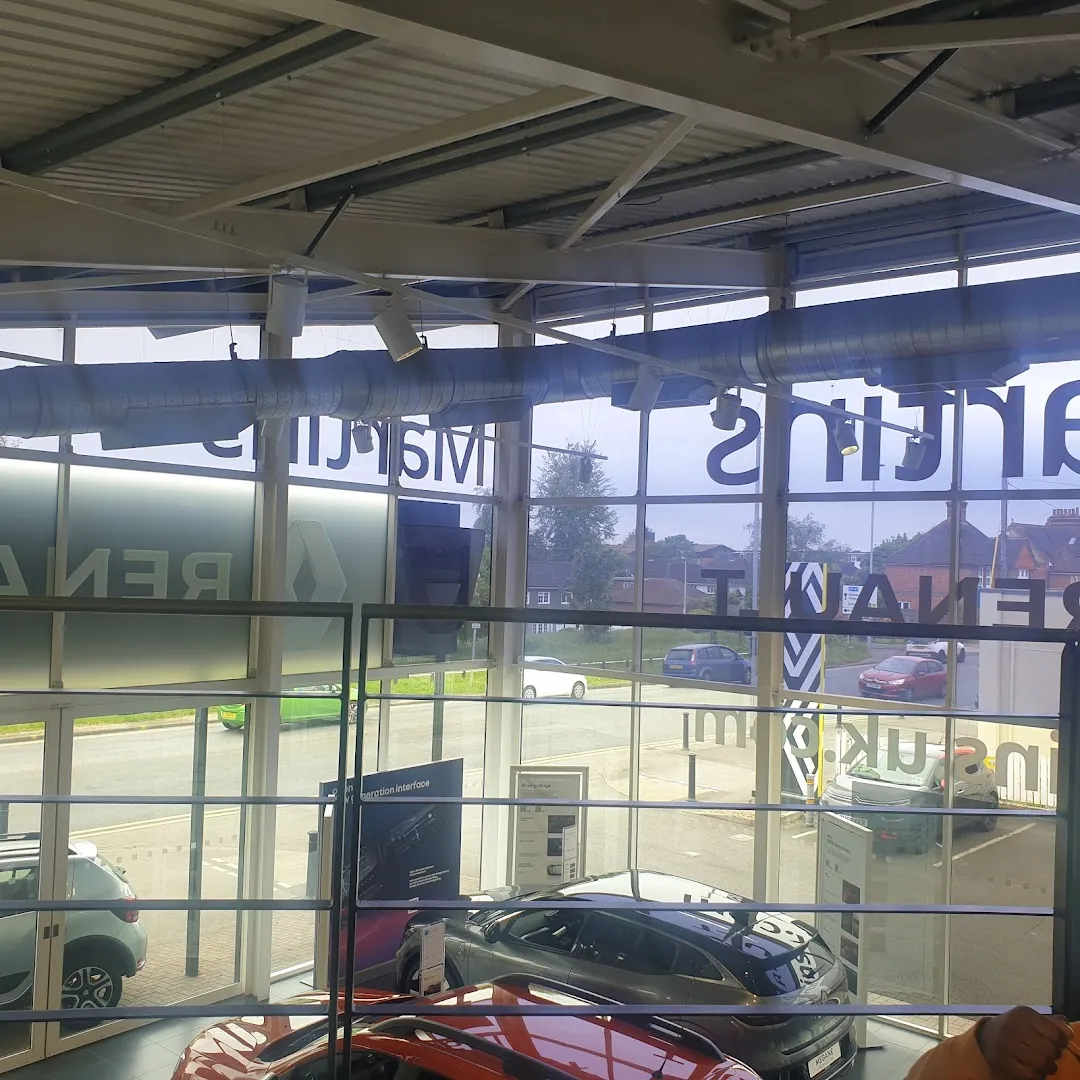 Martins Renault Reading photo 4