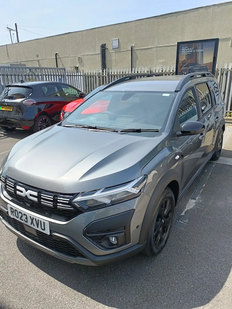 Martins Renault Reading photo 5