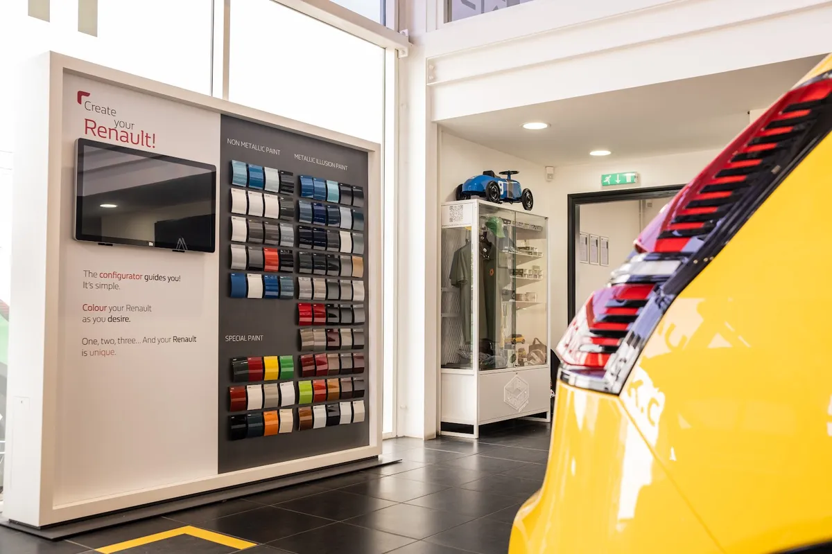 Martins Renault Reading photo 6